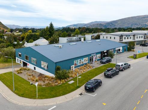 33 Reece Crescent, Wanaka