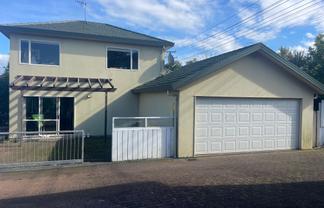 1/227 Sunset Road, Sunnynook