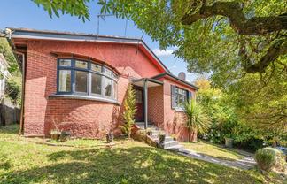 54 Kano Street, Karori