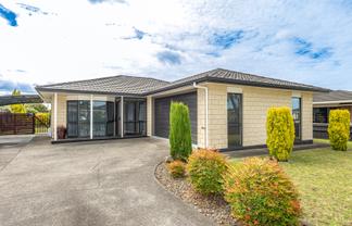 10 Kakaho Drive, Tawhero