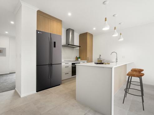 24 Te Aniwaniwa Terrace, Albany