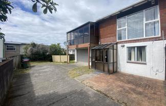 4/178 Hillsborough Road, Hillsborough