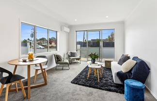 17/17 Waerenga Road, Otaki