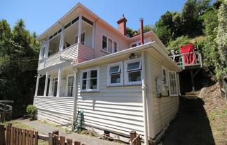 B/143 Wadestown Rd, Wadestown