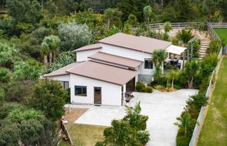 96 Solan Drive, Waimauku