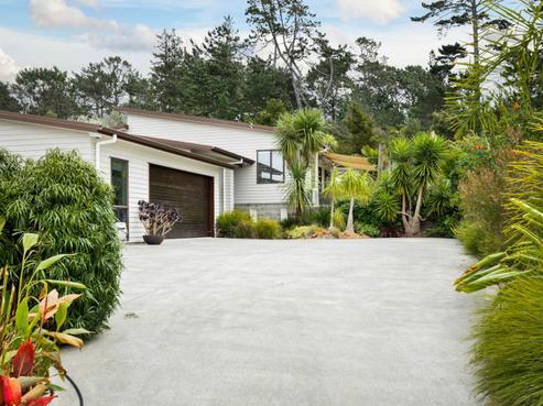 96 Solan Drive, Waimauku