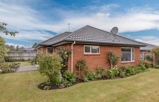 5B Oldham Place, Darfield