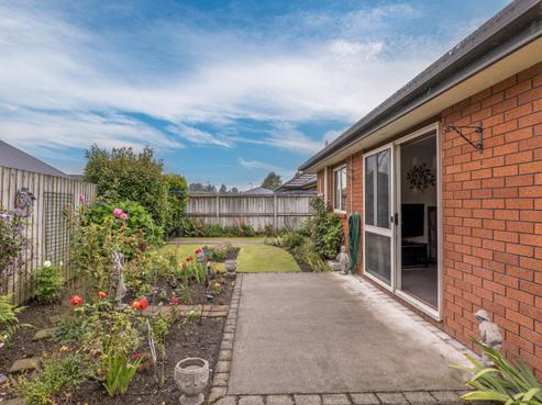 5B Oldham Place, Darfield