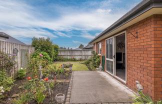 5B Oldham Place, Darfield