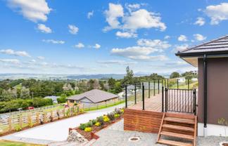 50 Hawken Road, Maunu