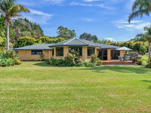 99 Old Parua Bay Road, Parahaki