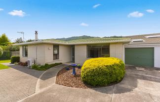 48B Rewarewa Crescent, Waikanae