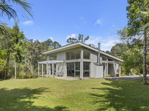 10 Beach Street, Sandspit