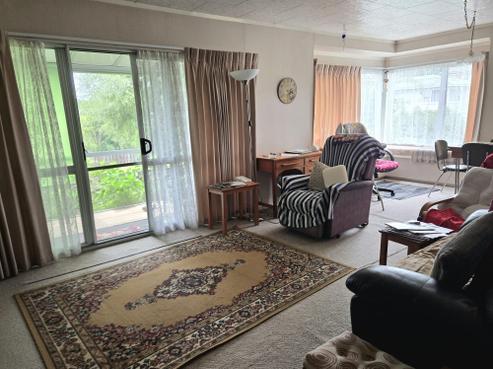 617 Kamo Road, Kamo