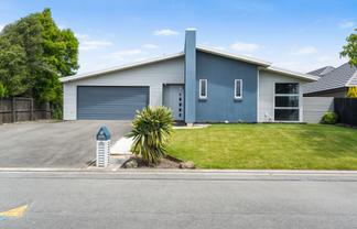 5 Warhol Place, ROLLESTON