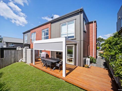9 Orowaru Avenue, Massey