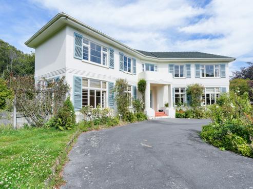 35 Wellesley Avenue, Avenal