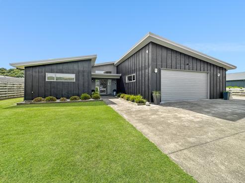 50 Montgomery Crescent, Kinloch