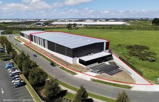 Drive-around logistics facility I Available now