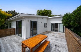 83 Helston Road, Paparangi