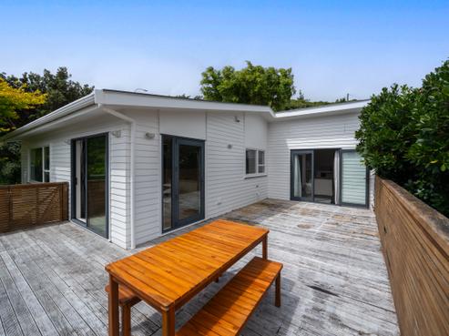83 Helston Road, Paparangi