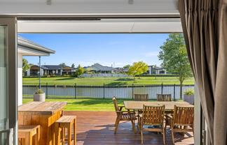 62 Tiritiri Moana Drive, Pegasus
