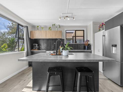 21 Strange Street, Waitara
