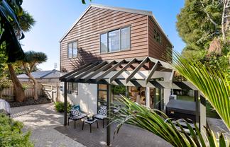 2/20 Quadrant Road, Onehunga