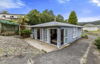 81 Bird Grove, Stokes Valley