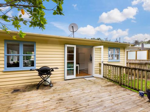4 Arapiko Street, Johnsonville