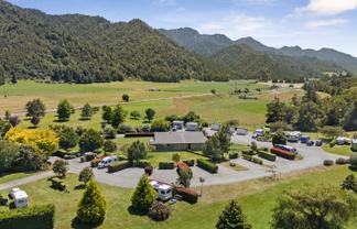 2595 Kawatiri-Murchison Highway, Longford