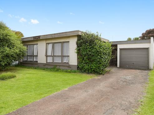 266 Sandwich Road, Saint Andrews