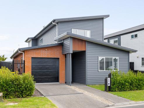 47 Trewern Avenue, Greenhill Park
