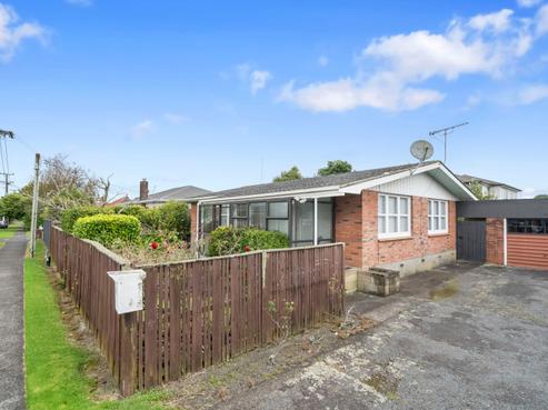 2/1 Hamilton Road, Papatoetoe