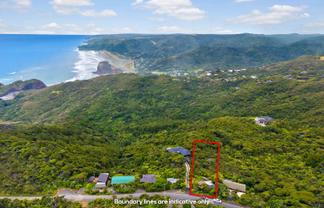 15 Log Race Road, Piha