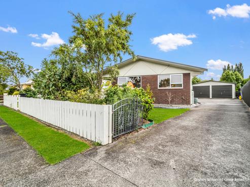 14 Ferndale Place, Feilding