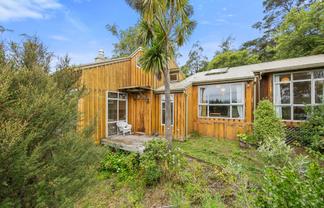 126 Doctors Point Road, Waitati
