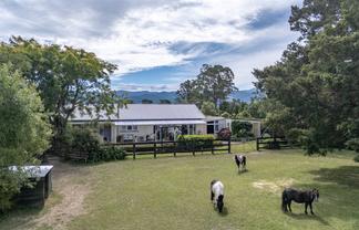 167 Lincoln Road, Carterton