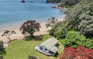 121 Ohawini Road, Oakura