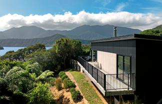 3203 Archers Road, Tennyson Inlet