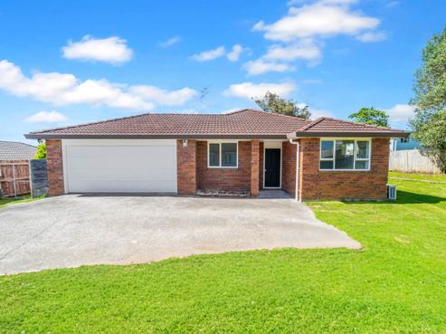 57 Castlefinn Drive, Weymouth