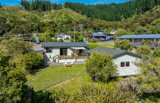 7 Hakahaka Road, Port Underwood