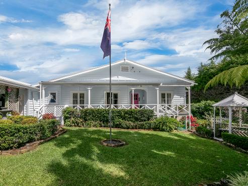 355 Ridge Road, Paremoremo