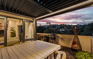 11/19 Langana Avenue, Browns Bay