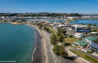10 North Terrace, Westshore