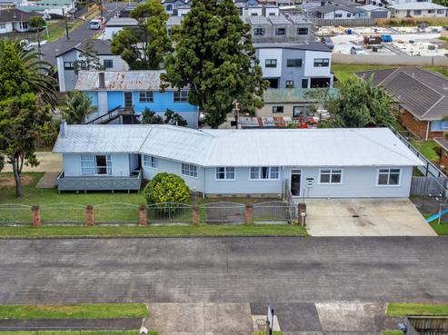9 Von Sturmer Street, Mangere East
