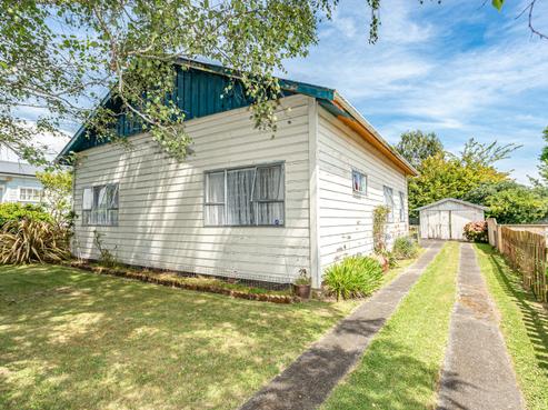 11 Field Street, Aramoho