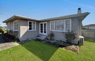 99 College Street, Awapuni