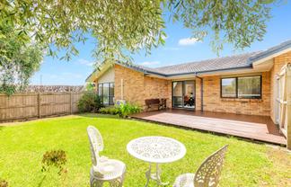 34 Summermist Drive, Northpark