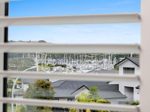 12 Parkview Drive, Gulf Harbour